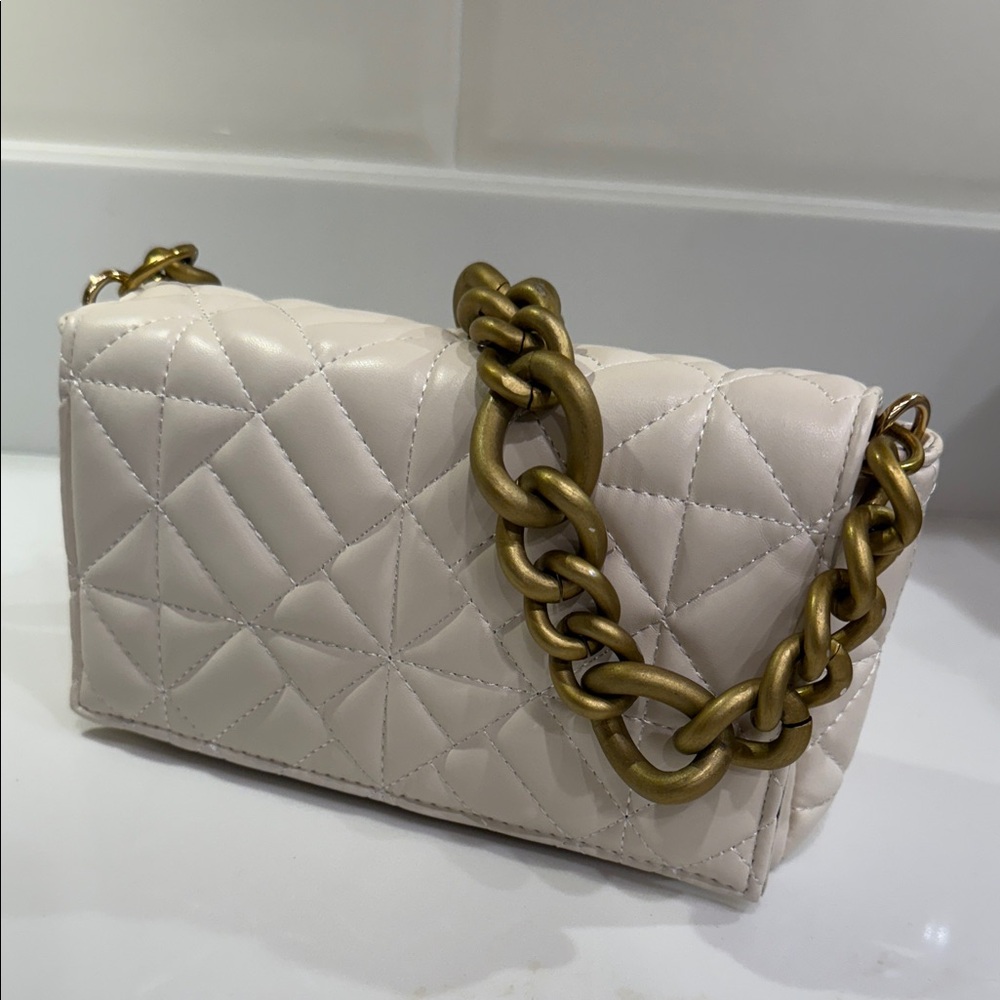 SHEIN Cream Quilted Crossbody Bag with Gold Chain